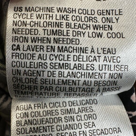 INC International Concepts Top Sz PL Floral Ruched Front Button Up V-Neck Blouse - Picture 9 of 11